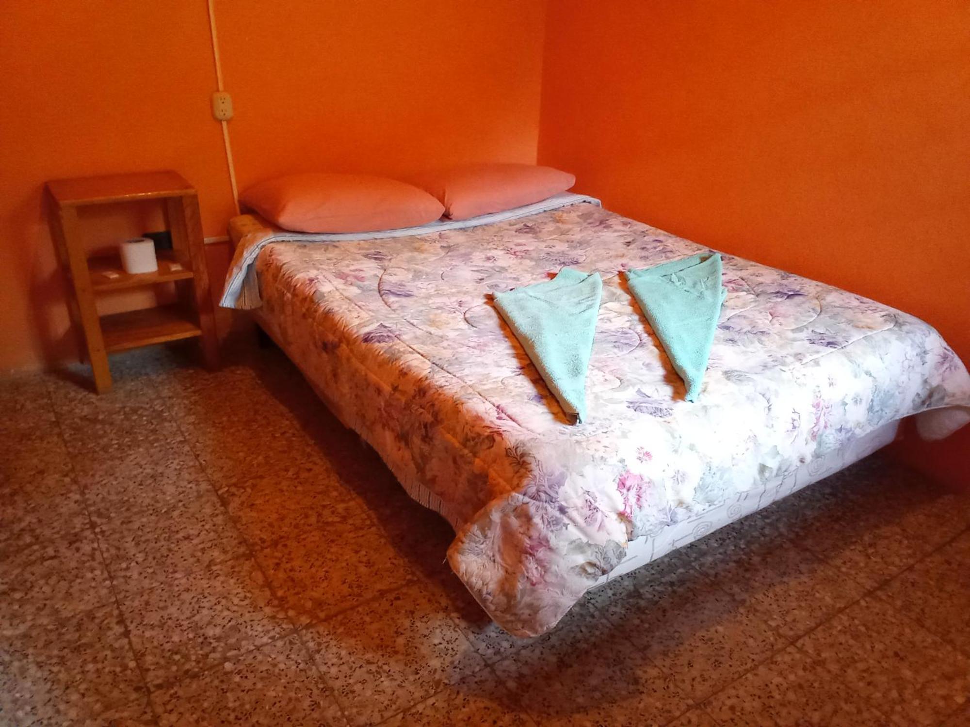 Hospedaje Santo Domingo Panajachel Kültér fotó