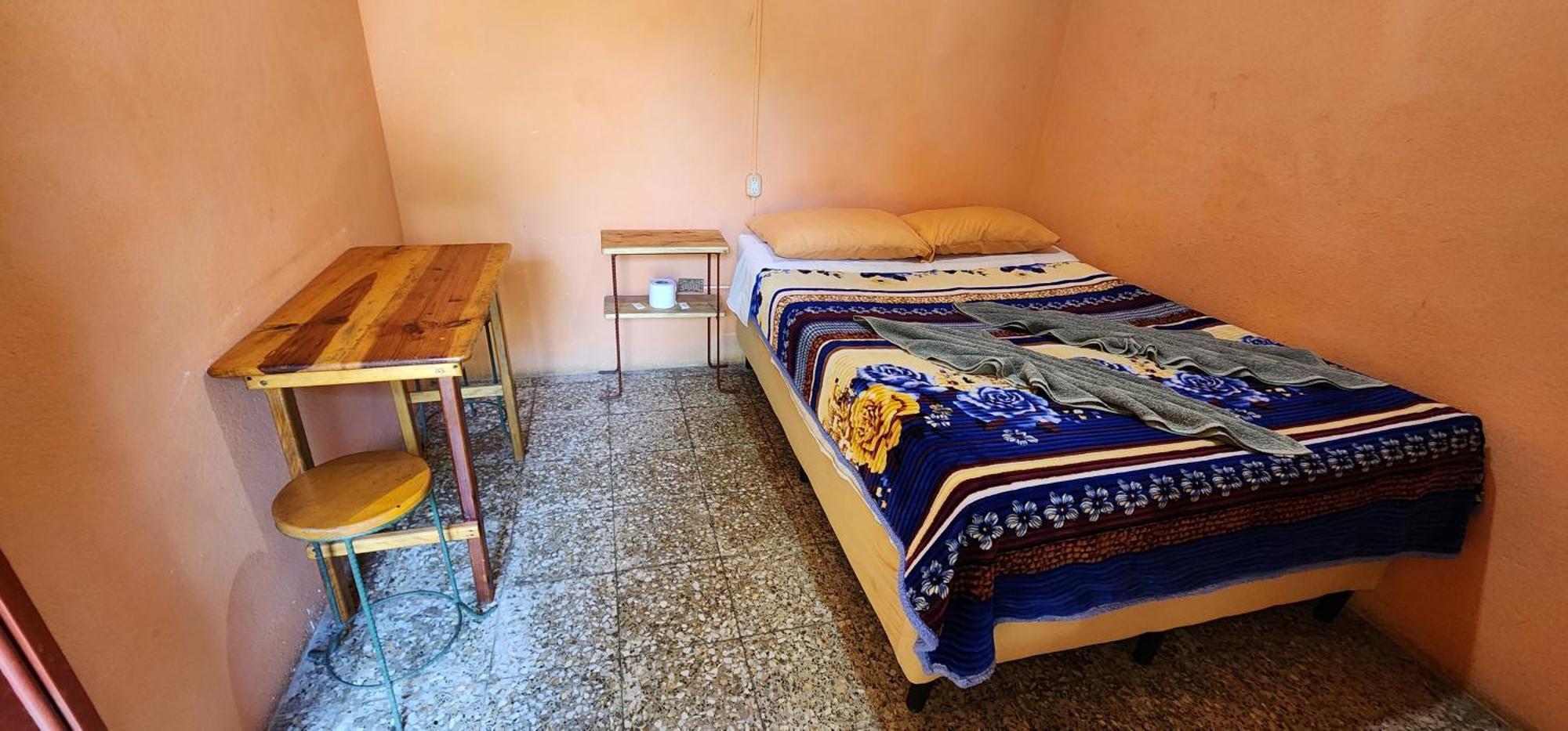 Hospedaje Santo Domingo Panajachel Kültér fotó